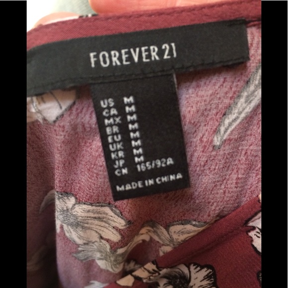 Cute Boho Floral Dress 🌸 - Picture 4 of 5